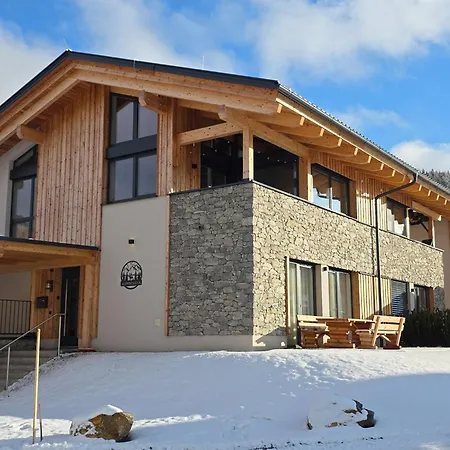 Almchalet Alpenglueck * Sankt Lambrecht