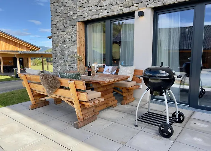 Almchalet Alpenglueck * Sankt Lambrecht